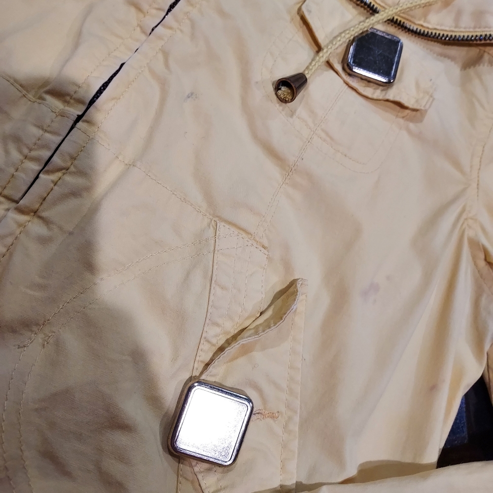 A.M.I Day Spring Yellow Jacket 💛 - Picture 4 of 7